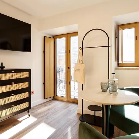Graca Gate - Mouraria Compact Apartment *