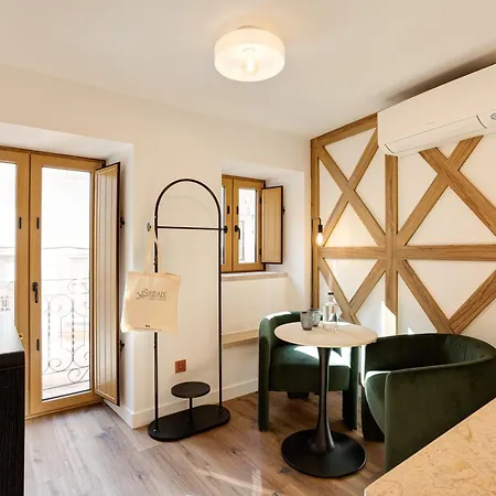 Graca Gate - Mouraria Compact Apartment